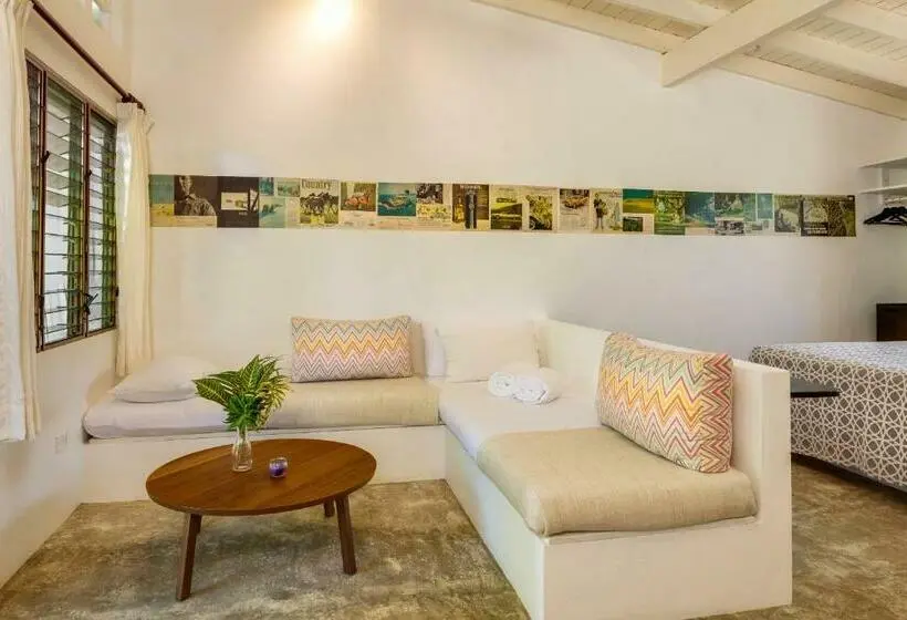 スーペリアスタジオ, El Encuentro Surf Lodge