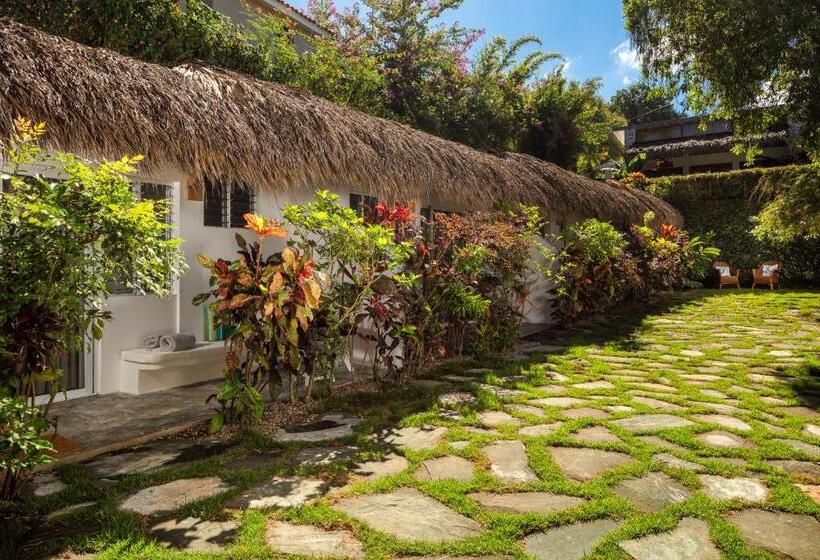 غرفة قياسية, El Encuentro Surf Lodge