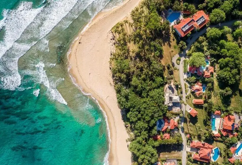 スーペリアーバンガロー, El Encuentro Surf Lodge