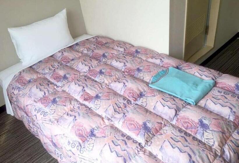 غرفة قياسية, Niihama Hills Prince House