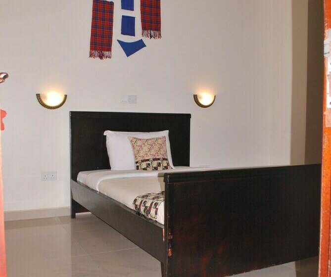 اتاق استاندارد یک نفره, Mowicribs Hotel And Spa