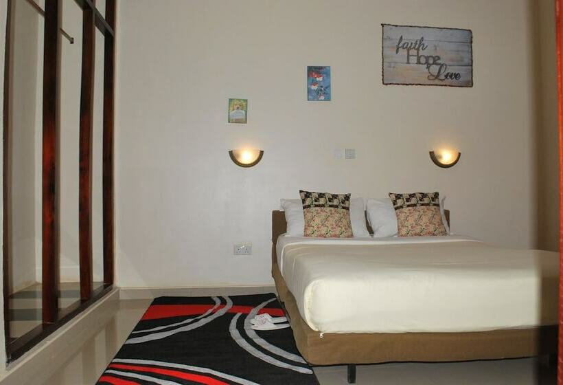 اتاق استاندارد یک نفره, Mowicribs Hotel And Spa