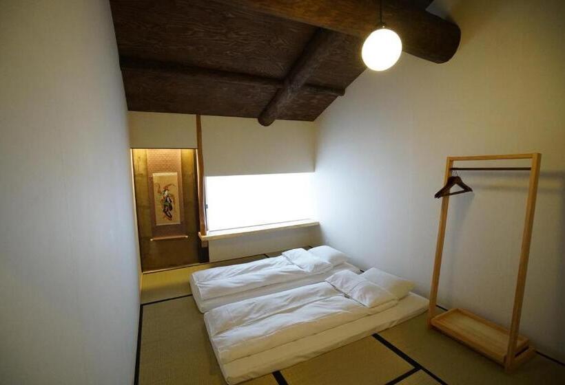 اتاق اکونومی با حمام مشترک, Ryokan Tori