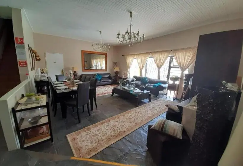 エコノミールーム, Au Plais De Langebaan At Palm Tree Villa