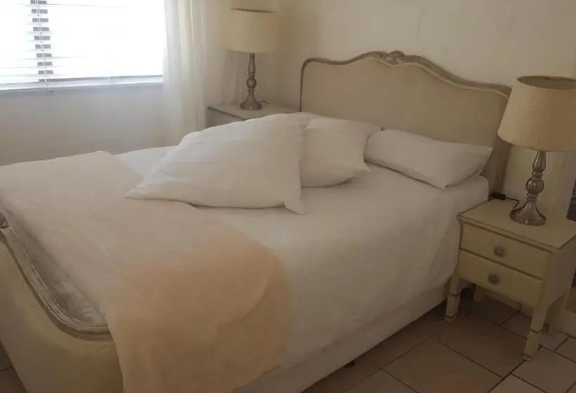 デラックスルーム, Au Plais De Langebaan At Palm Tree Villa