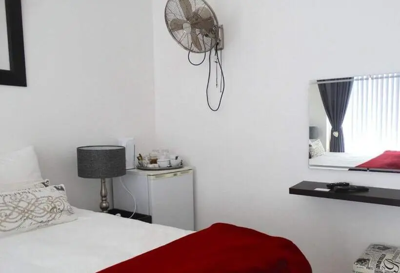 エコノミールーム, Au Plais De Langebaan At Palm Tree Villa