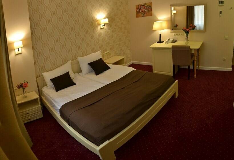 اتاق استاندارد, Ajur