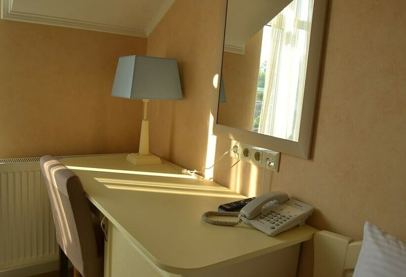 اتاق استاندارد, Ajur