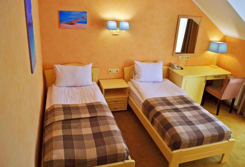 اتاق استاندارد, Ajur