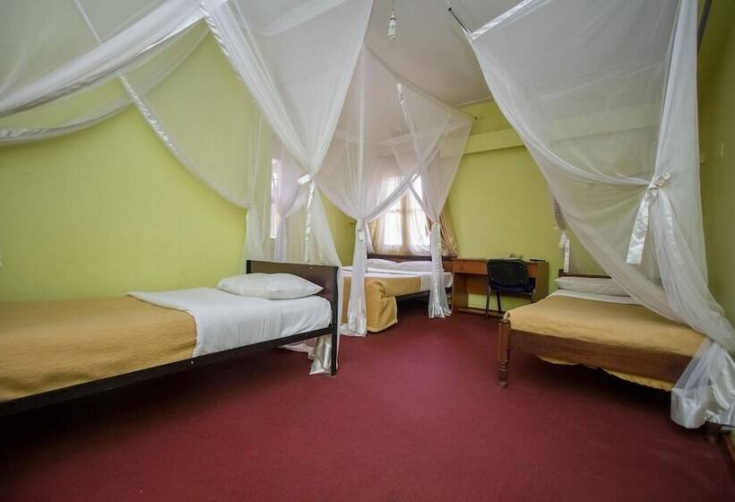 اتاق خانوادگی, Emirina Travel