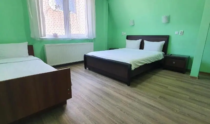 اتاق سوپریور چهار تخته, Luxor Inn & Suites