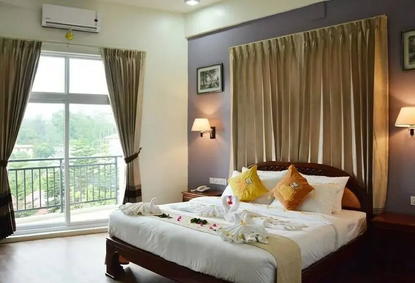 سوییت جونیور, Nwe Waddy Hotel Pyin Oo Lwin