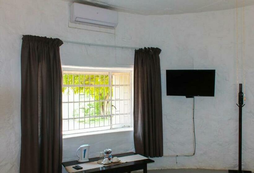 اتاق استاندارد, Three Bridges B&b