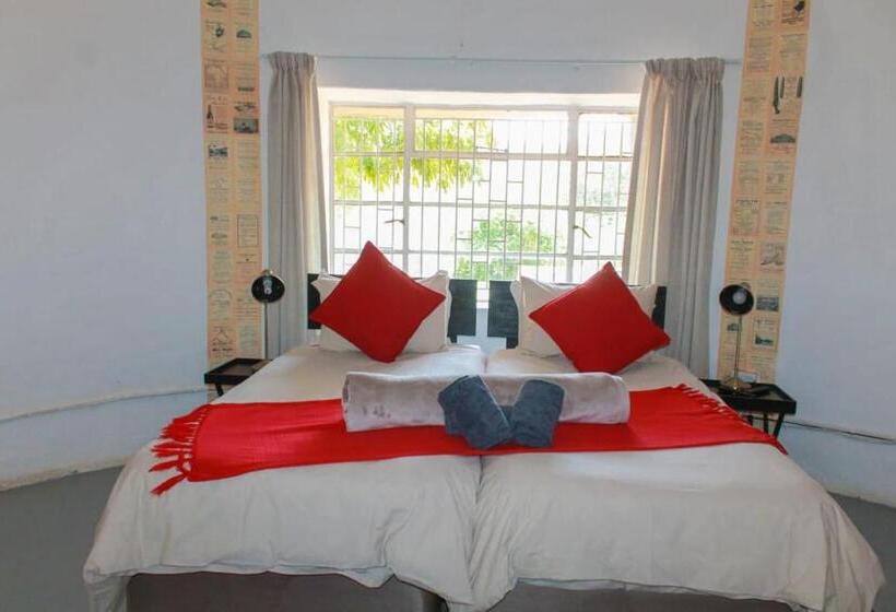 اتاق استاندارد با چشم‌انداز, Three Bridges B&b