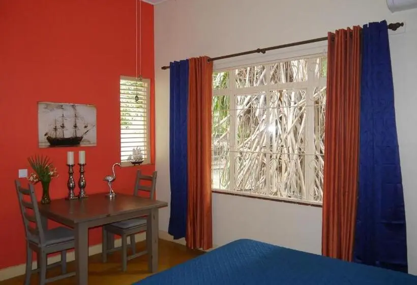 اتاق لوکس با چشمانداز باغ, B&b Villa Zomerland