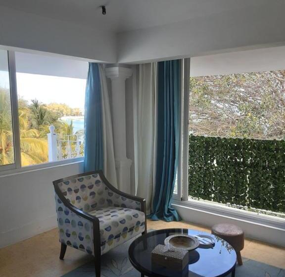 اتاق لوکس با چشمانداز دریا, Explora Prestige