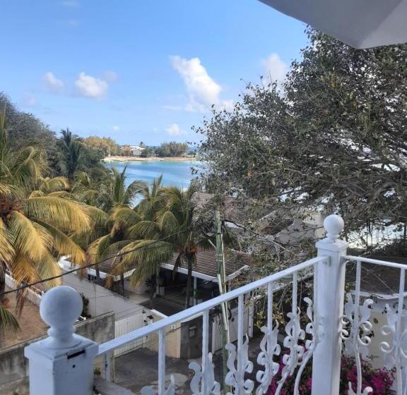 اتاق لوکس با چشمانداز دریا, Explora Prestige