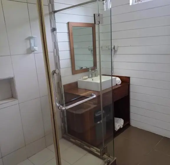 اتاق لوکس با چشم‌انداز دریا, Explora Prestige