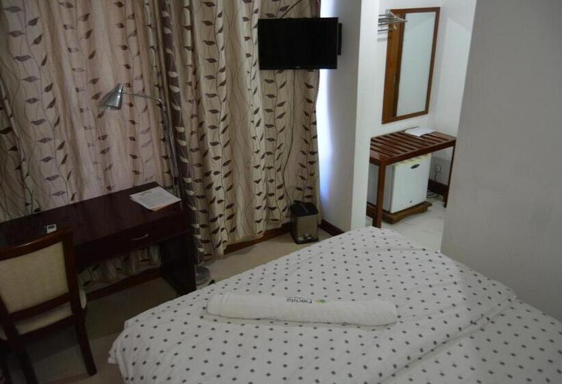 اتاق استاندارد, Florida Executive Inn