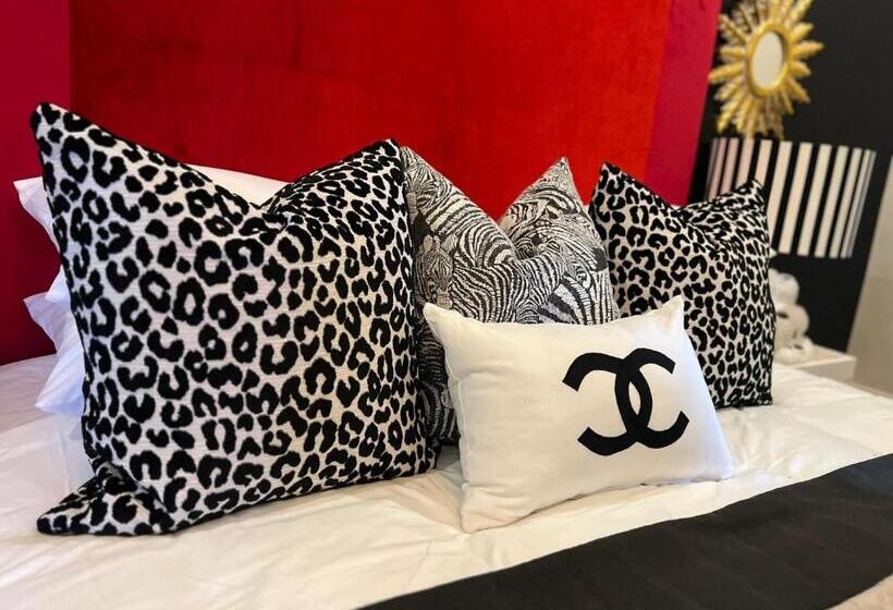 Люкс Deluxe Кровать Кинг, Smithgrove Guesthouse