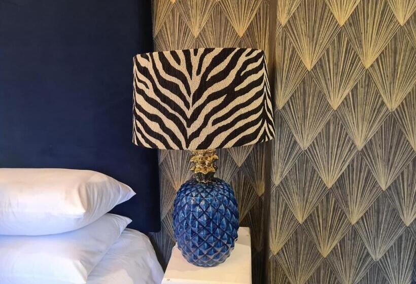 Люкс Deluxe Кровать Кинг, Smithgrove Guesthouse