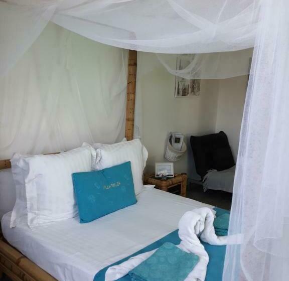 اتاق استاندارد با چشمانداز استخر, Villa Belza Et Spa