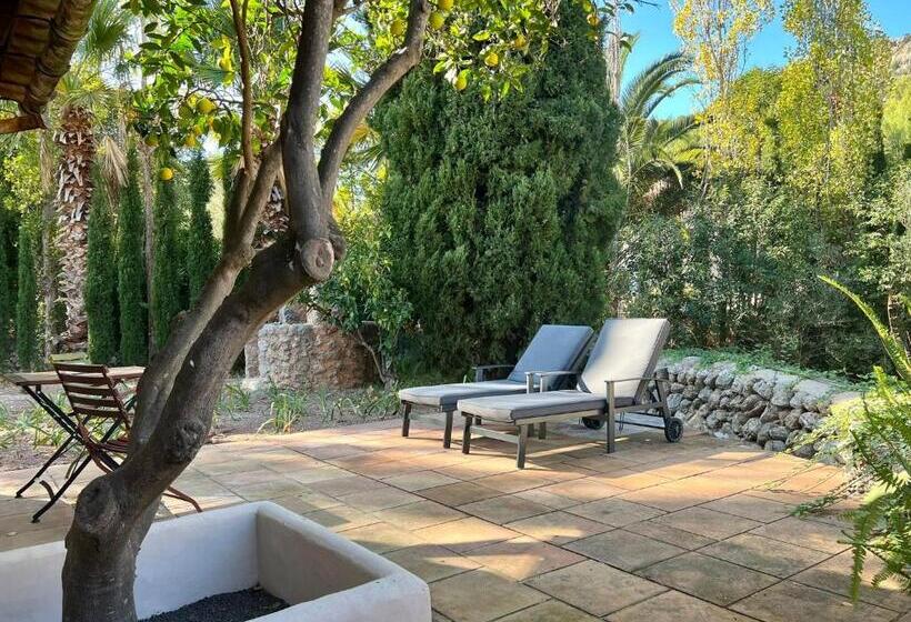 سوییت جونیور لوکس, Finca Ca N Ai  Adults Only