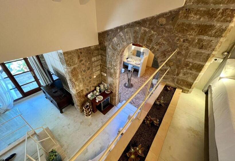 سوییت جونیور لوکس, Finca Ca N Ai  Adults Only