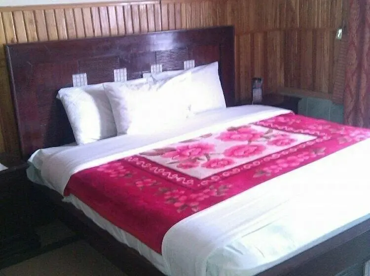 اتاق لوکس, Move N Pick  Murree