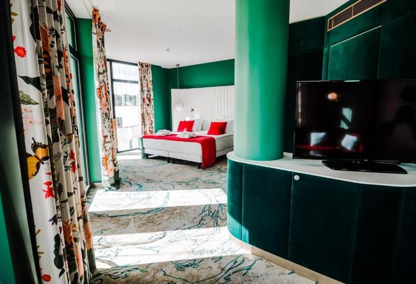 Suite con Balcón, Vytautas Mineral Spa