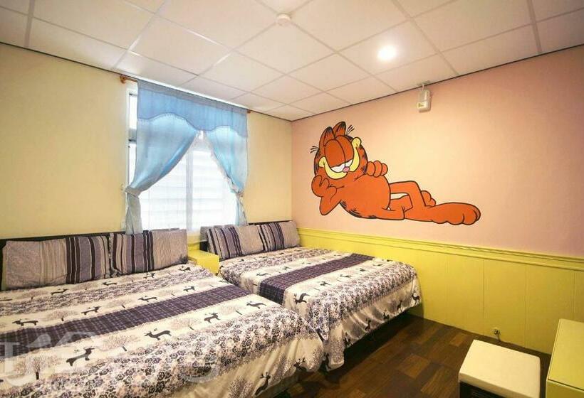 اتاق استاندارد چهار تخته, Her Home Homestay