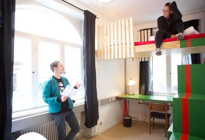 اتاق استاندارد سه تخته با سرویس بهداشتی مشترک, Globalhagen Hostel