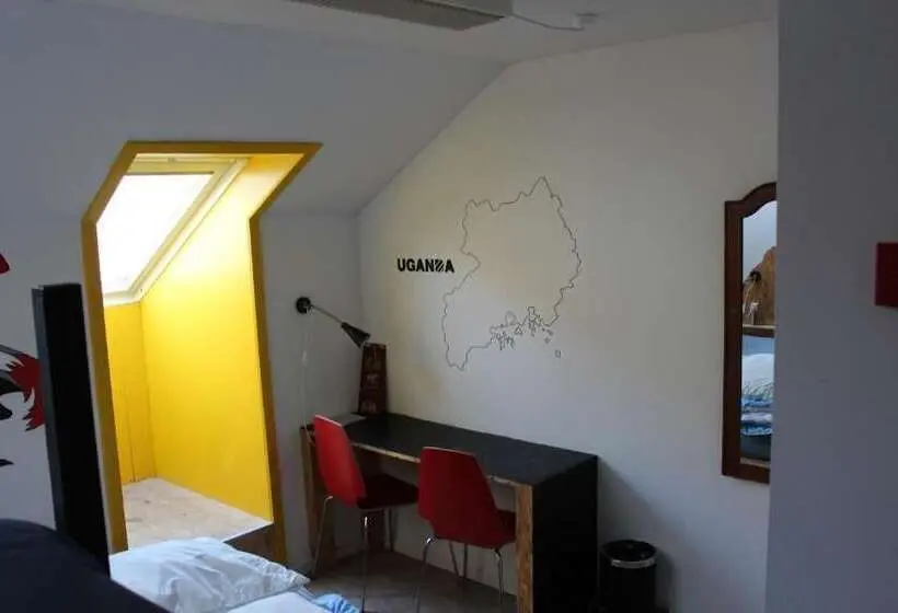 اتاق خانوادگی با سرویس بهداشتی مشترک, Globalhagen Hostel