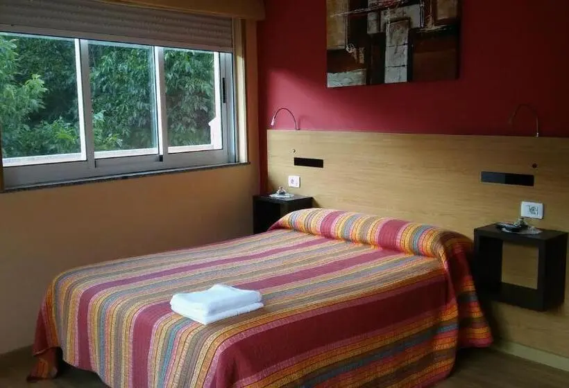 Standard-huone Parveke, Hostal Meson Vilasante
