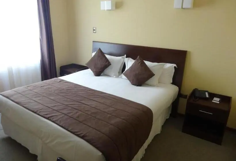 اتاق لوکس با تخت بزرگ, Costa Pacifico   Express