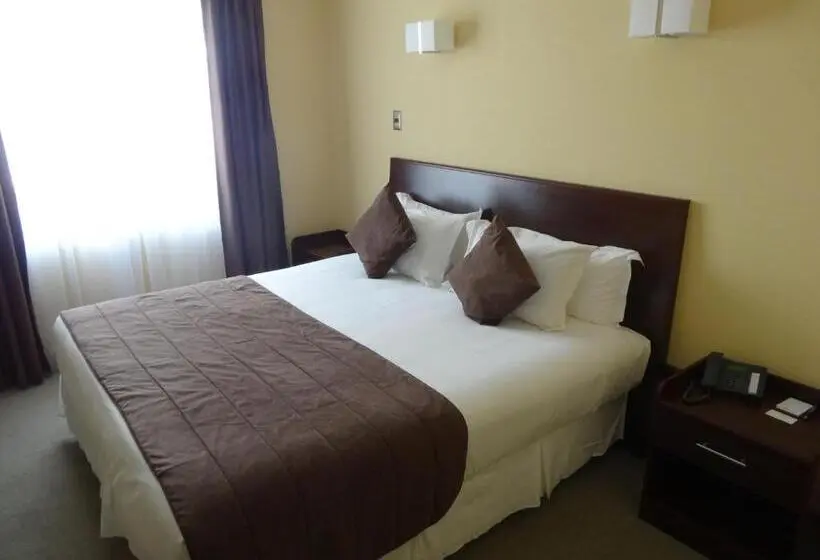سوئیت با تخت بزرگ, Costa Pacifico   Express