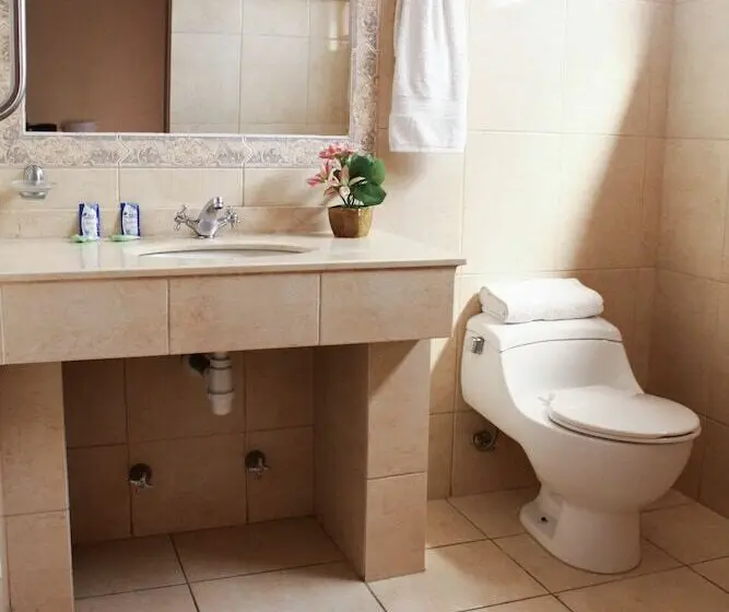 اتاق استاندارد چهار تخته, Costa Pacifico