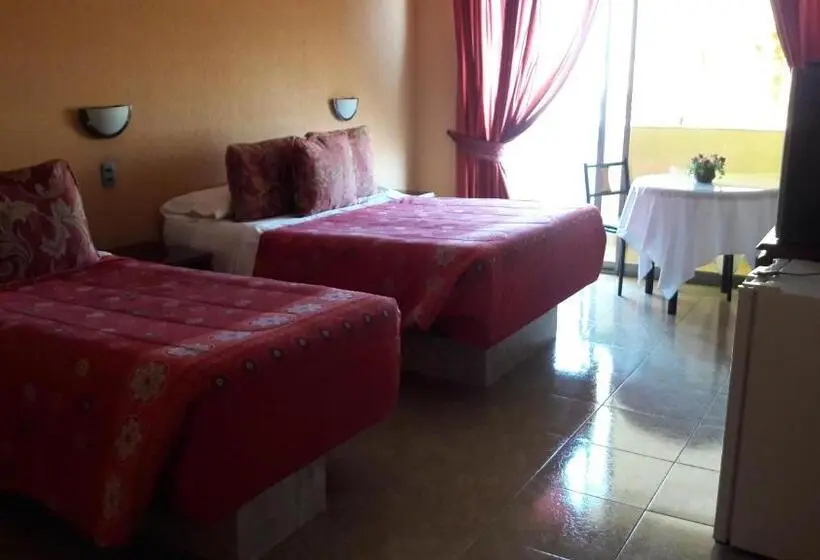 اتاق سوپریور سه تخته, Costa Pacifico
