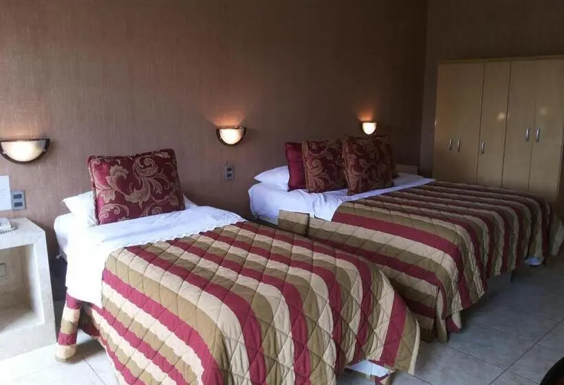 اتاق سوپریور سه تخته, Costa Pacifico
