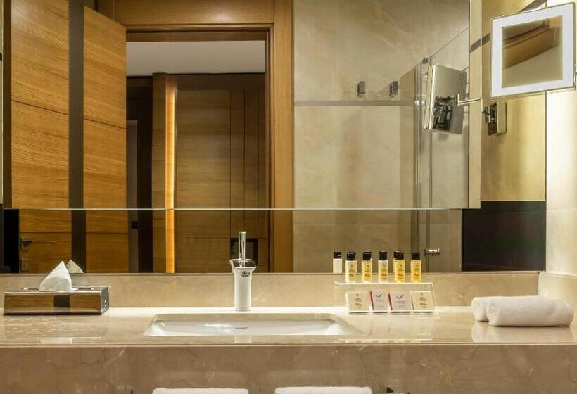 Номер Superior Кровать Кинг, Mövenpick Hotel & Thermal Spa Bursa