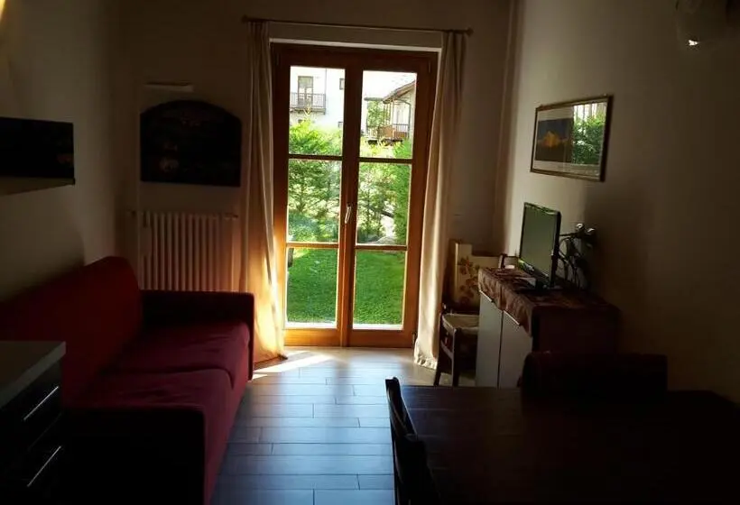 庭の見える1ベッドルームアパートメント, Villaggio Delle Alpi