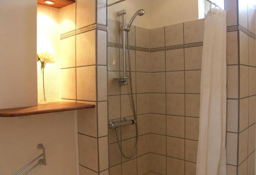 חדר סטנדרט חדר אמבטיה משותף, Klintholm B & B Bistro