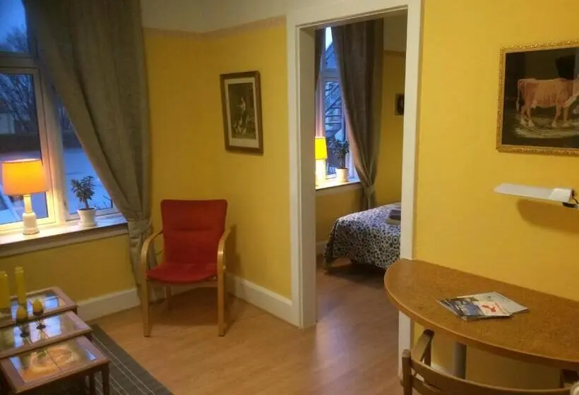 اتاق استاندارد سه تخته با سرویس بهداشتی مشترک, Nygammelsø Bed & Breakfast