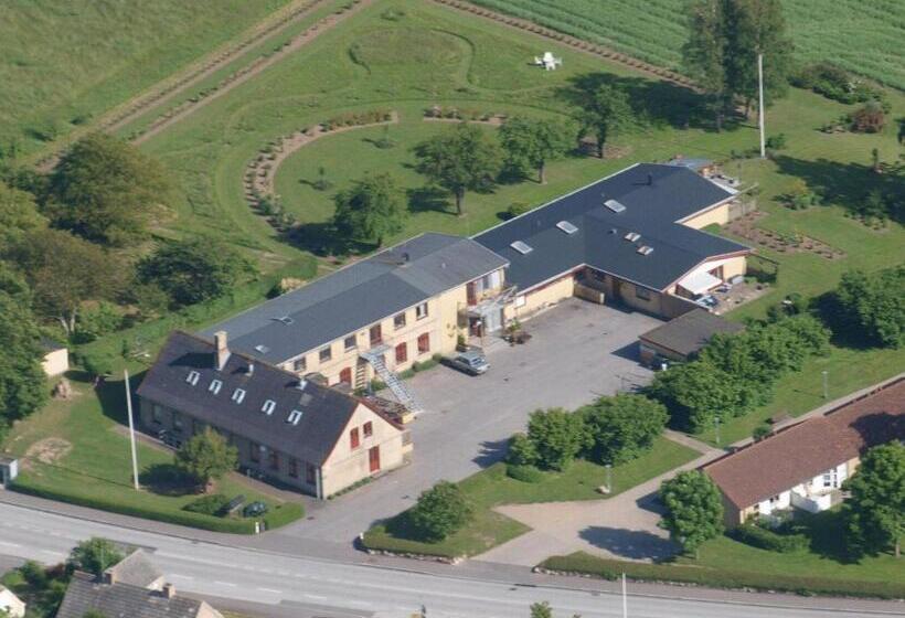 バスルーム共有のトリプルスタンダード, Nygammelsø Bed & Breakfast