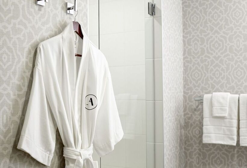 סוויטה עם מרפסת, Archer Hotel Napa