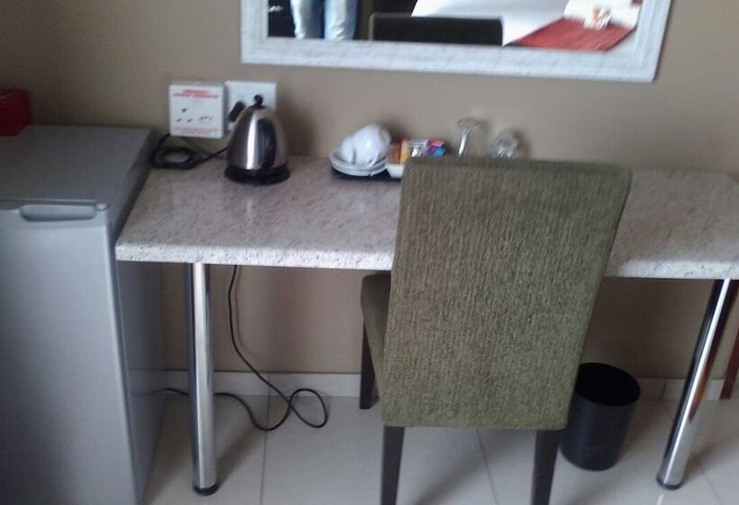 חדר סטנדרט, Big Five Guest House