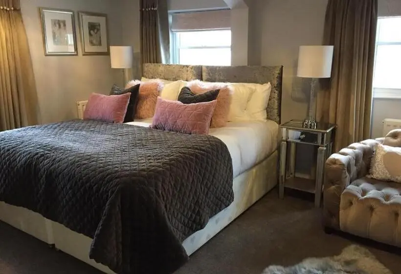 キングサイズベッドのスーペリアルーム, The Town House At Brecon