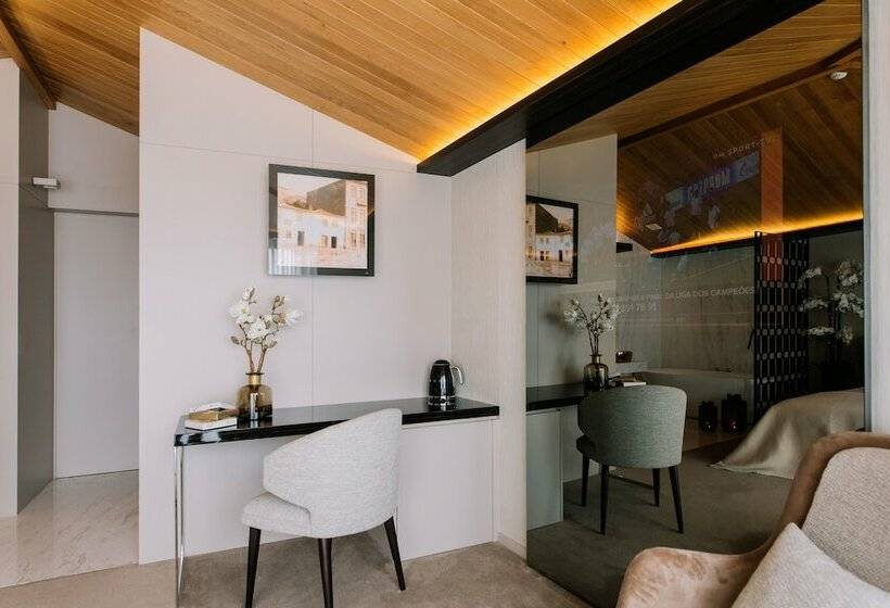 سوییت جونیور با بالکن, Casa Do Rio Charm Suites