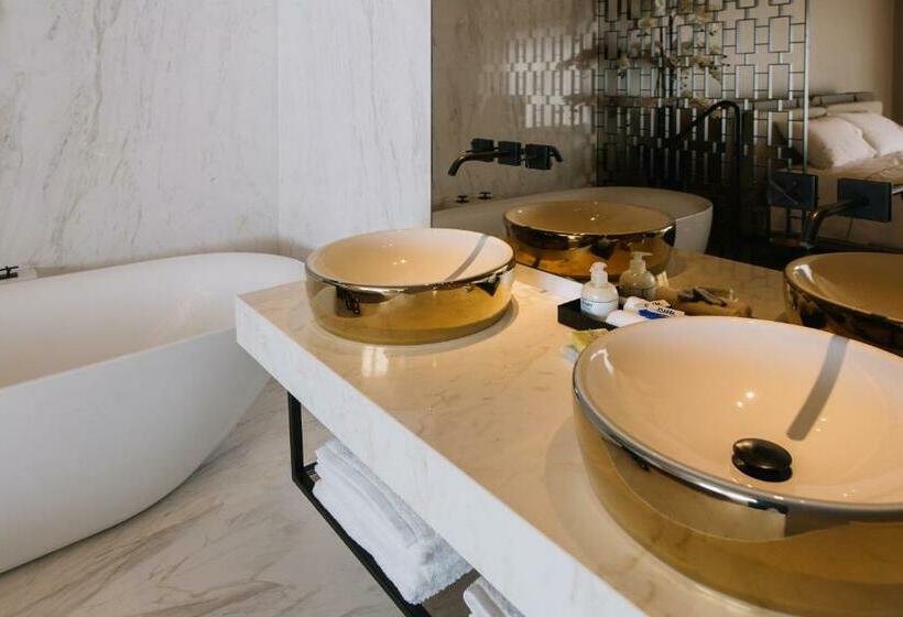 سوییت جونیور با بالکن, Casa Do Rio Charm Suites