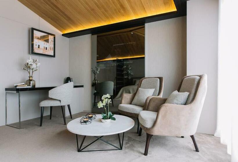 سوییت جونیور با بالکن, Casa Do Rio Charm Suites